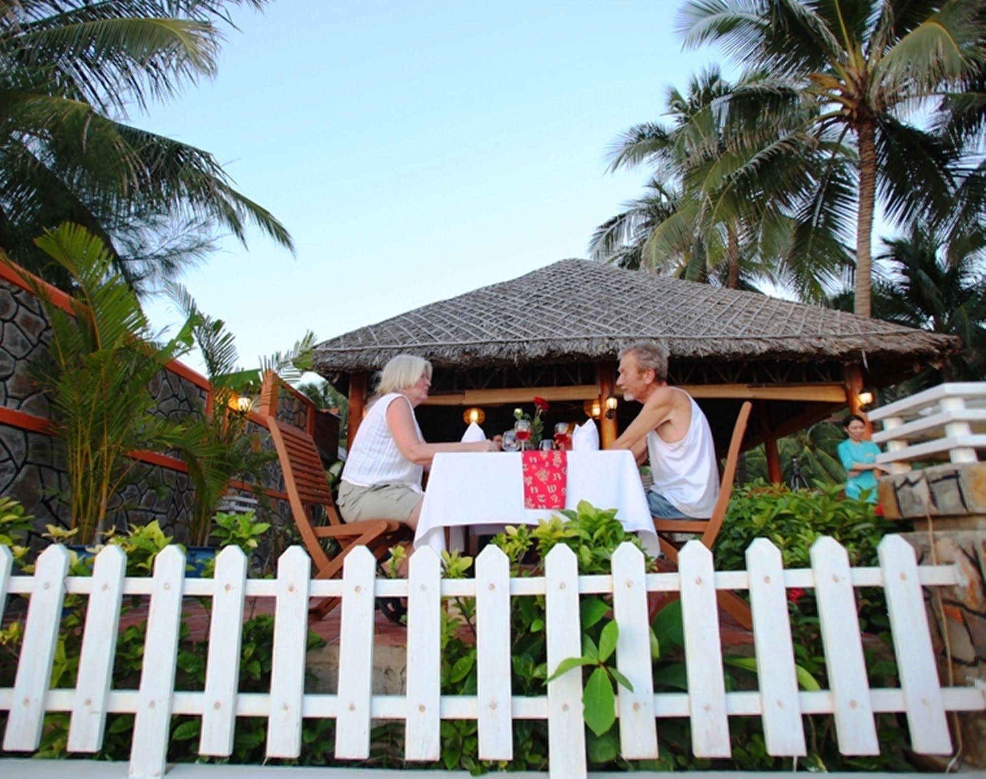 Canary Beach Resort Mui Ne Exterior foto